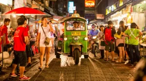 tai nghe phiên dịch đi Thái